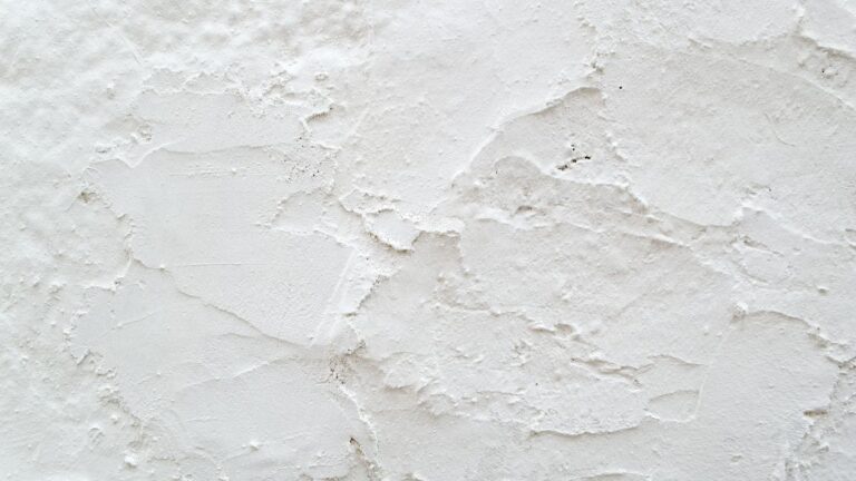 White wall representing the cold, resilient nature of Capricorn.