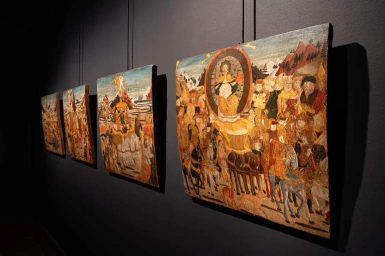 Tarot exhibition Bergamo Italy immersive art installation featuring large tarot cards and symbolic imagery